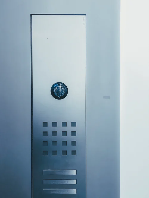 an electric locker